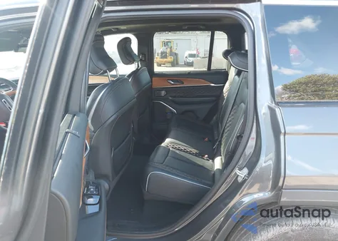 2023 Jeep Grand Cherokee Summit Reserve 4X4 z USA, uszkodzony, nr VIN 1C4RJHEG0P8713632